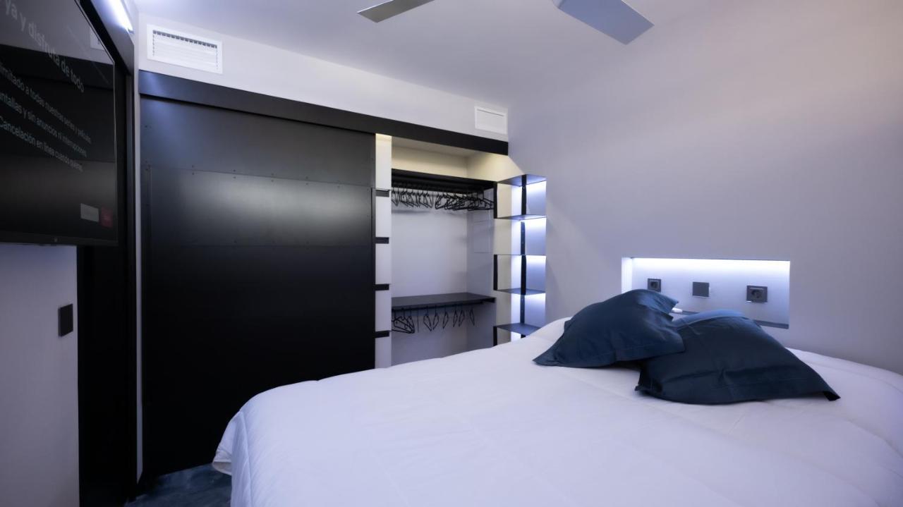 Ferienwohnung La Farola - Luxury Domotic Flat In Puerto Deportivo Marbella Exterior foto